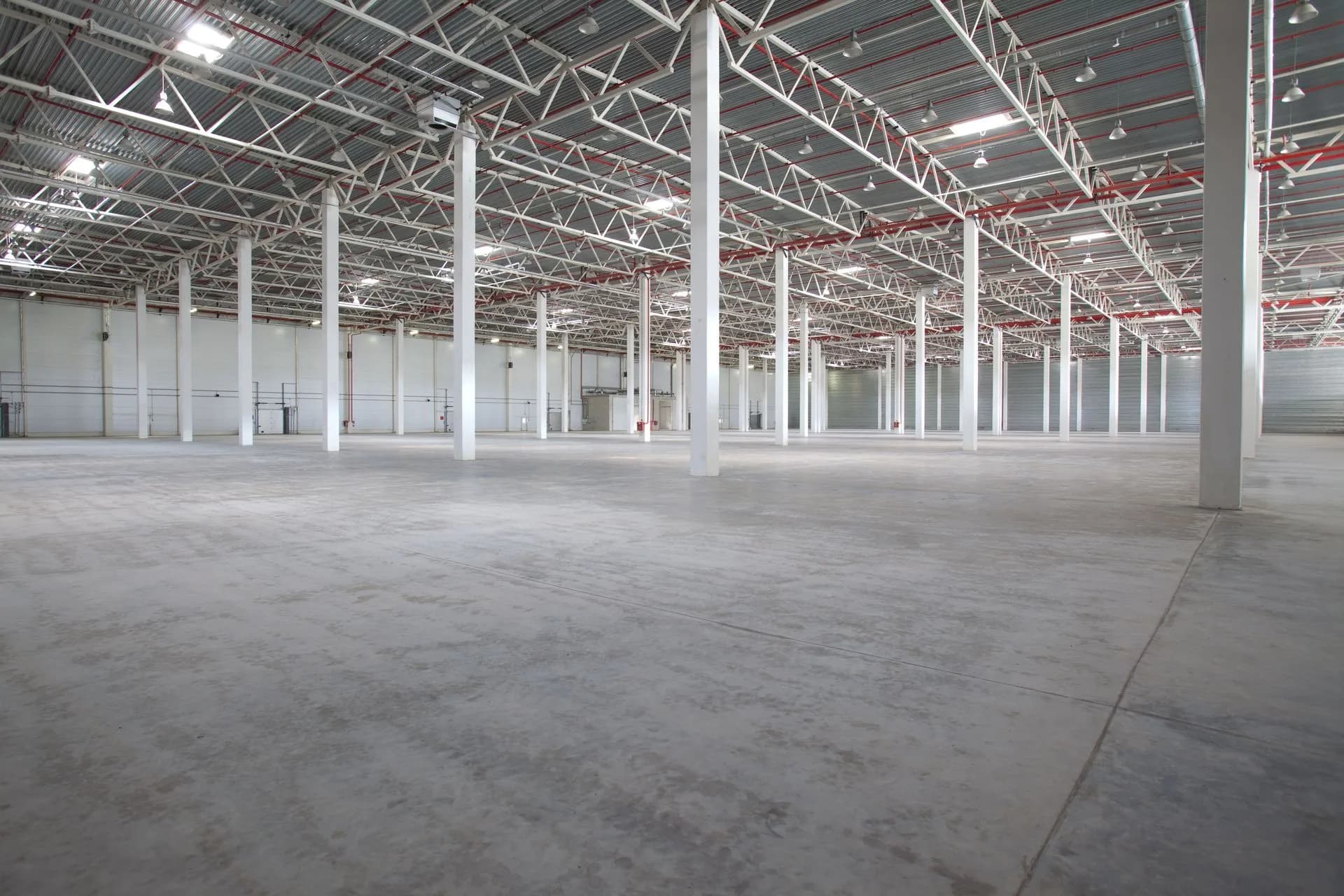 Why Steel Outperforms Other Materials in Warehouse Design